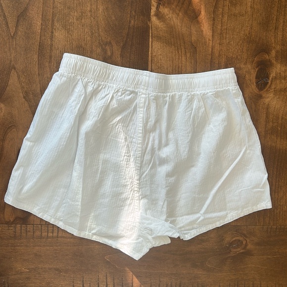 Brandy Melville NWT Sofia Shorts - Picture 4 of 5